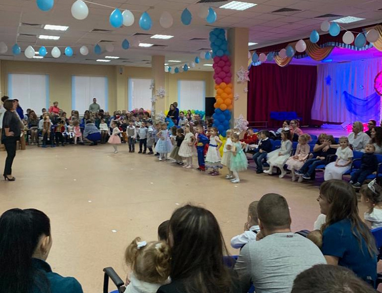 Бублик отмечает Новый 2019 год!